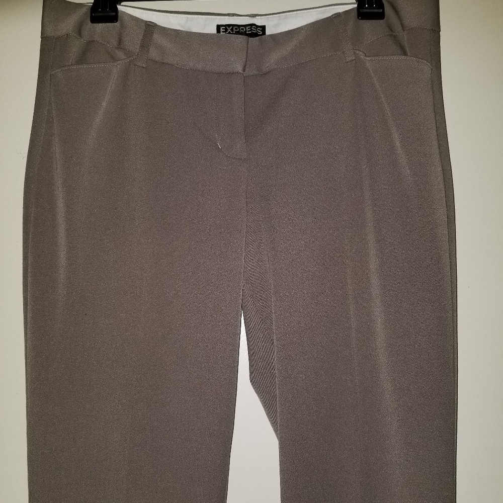 Express colomnist BB 6R